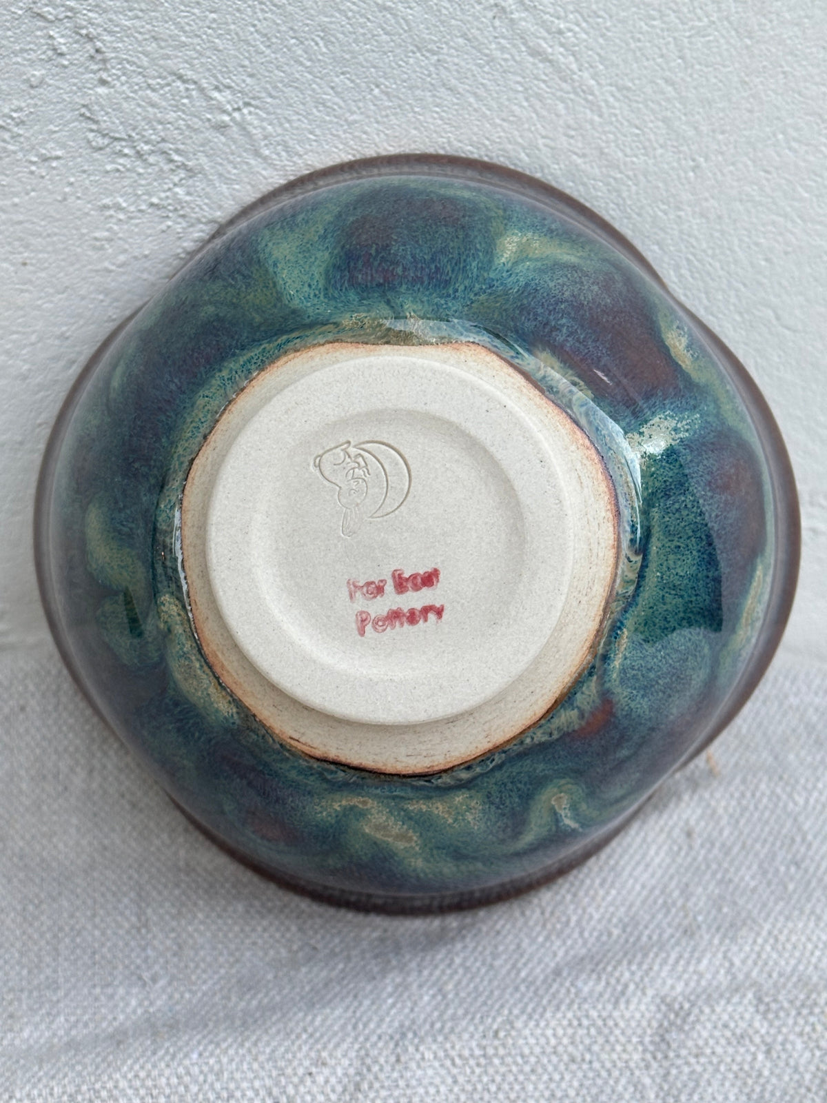 Flower shaped matcha bowl and cup in Midnight Tide