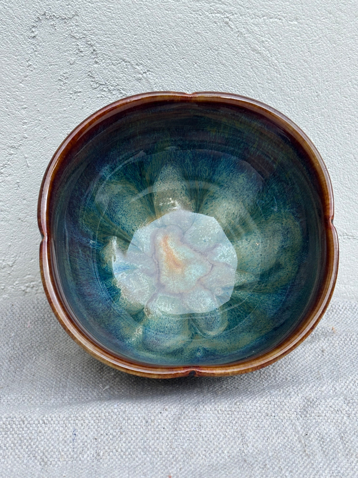 Flower shaped matcha bowl and cup in Midnight Tide